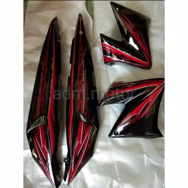 PROMO DISKON COVER BODY SAMPING COVER SAYAP TANGKI KIRI KANAN VIXION LAMA/OLD MERAH