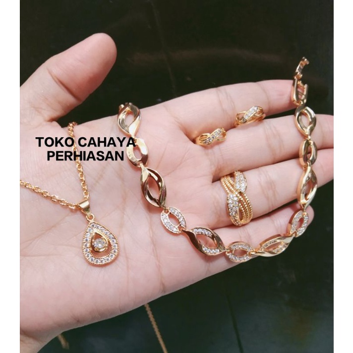 COD/BAYAR DITEMPAT/SET PERHIASAN WANITA T500 WARNA EMAS MERAH, perhiasan wanita murah meriah, perhia