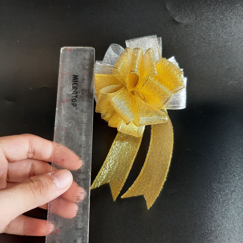 

Pita Kado Pita Jadi Pita Hiasan Gold Silver