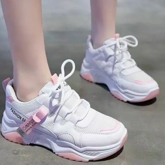 SNEAKERS WANITA SEPATU WANWO FASHION SPORT (MURAH)