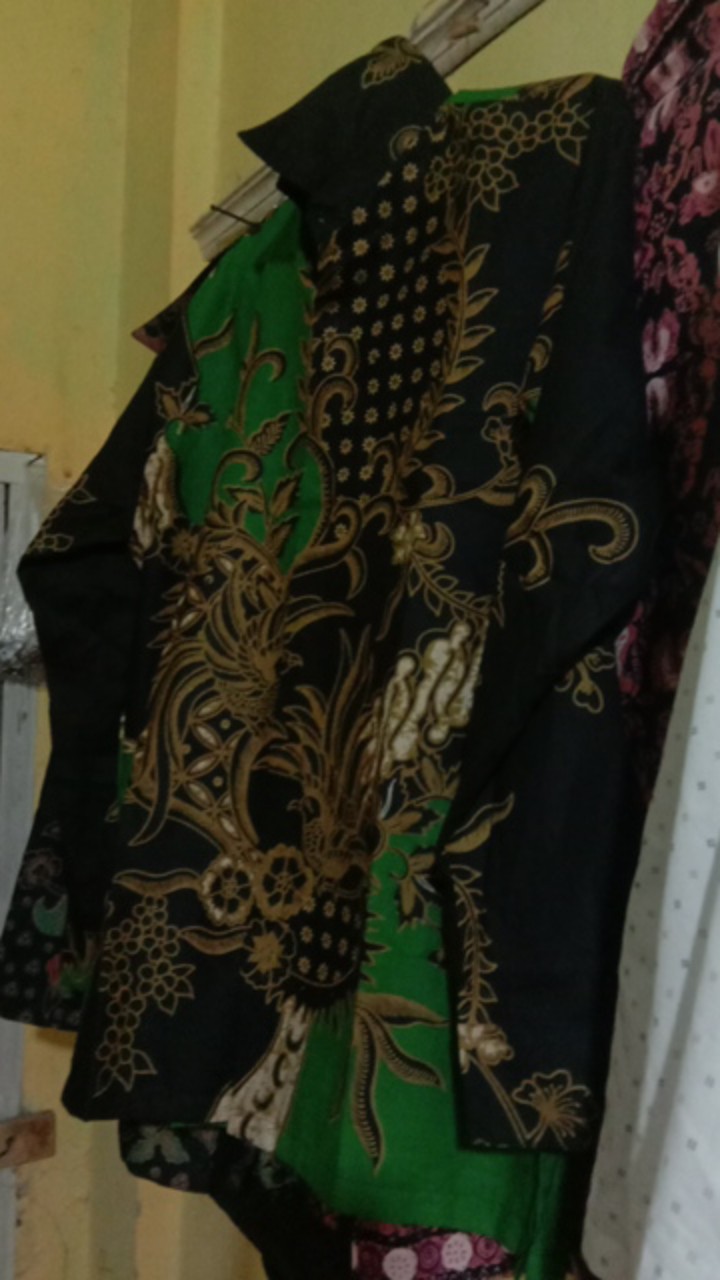 Gurdo Pari Kemeja Batik Pria Full Furing Katun Halus Sragenan