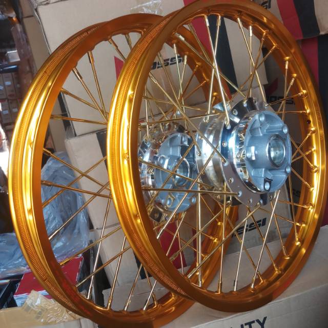 Velg jari jari vixion