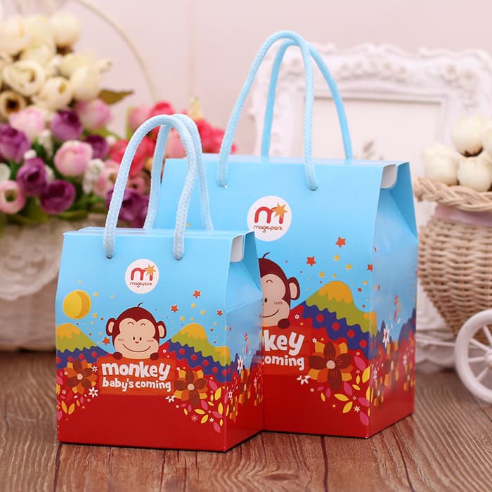 

kantong kado, kotak souvenir, hadiah ulang tahun anak, box kue