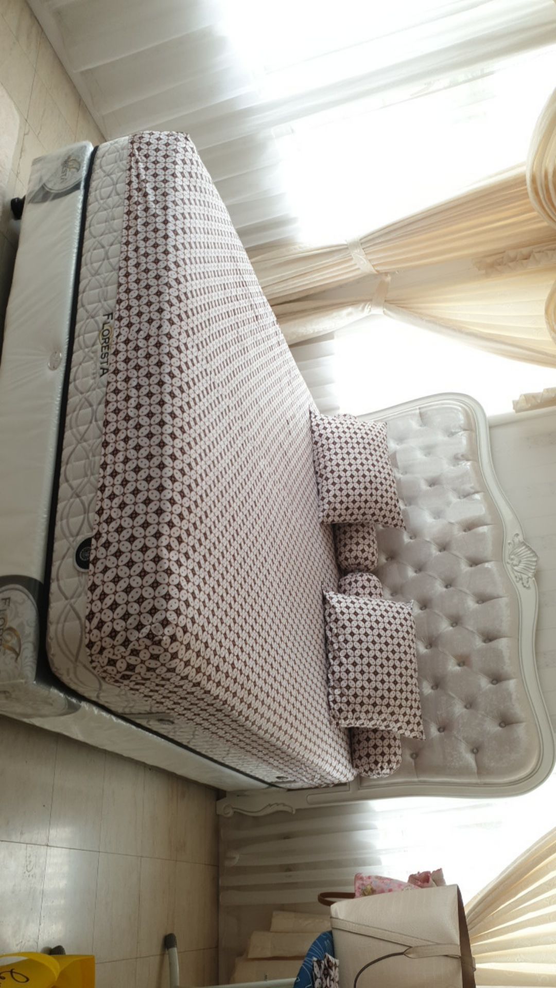 Sprei Batik Kawung Kecil Ukuran 180x200cm 4 Sarung Bantal 2 Sarung Guling