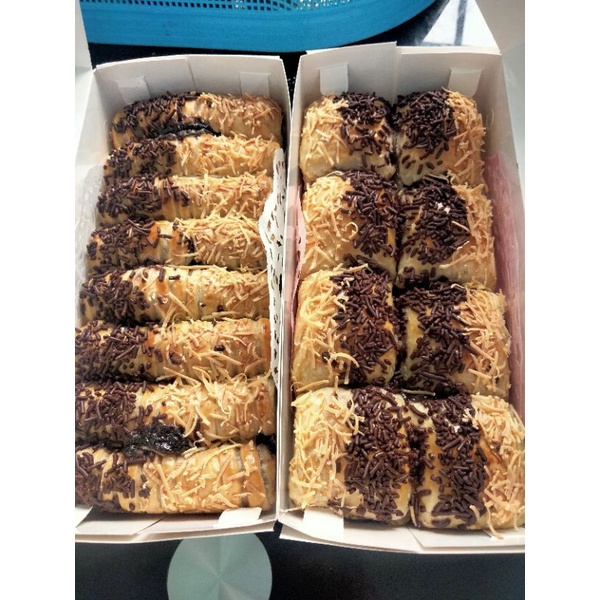 

BOLEN PISANG (bentuk stick & kotak)