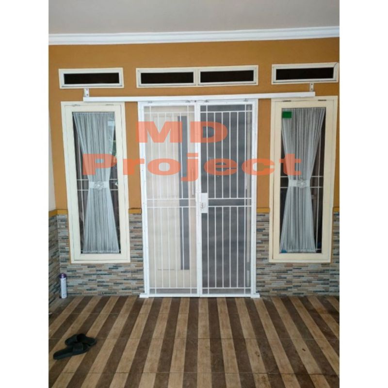Pintu tralis kawat nyamuk minimalis 2 pintu