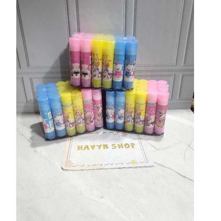 

Ready hp Lem stik (1pak=24pc) ukuran KECIL 10gram/ Lem stick / Lem murah / Lem fancy / Glue Stik Fan