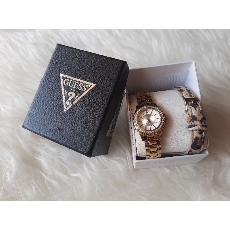 Jam Tangan Guess Wanita  Original