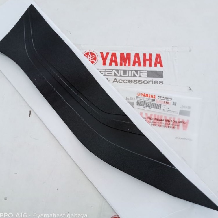 karpet kanan aerox old karet pijakan kaki aerox kanan original