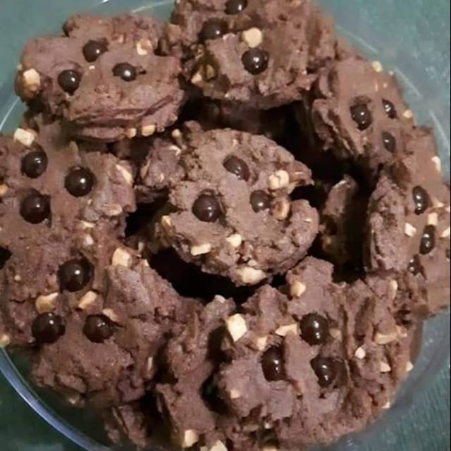 

Kue coklat toping mede