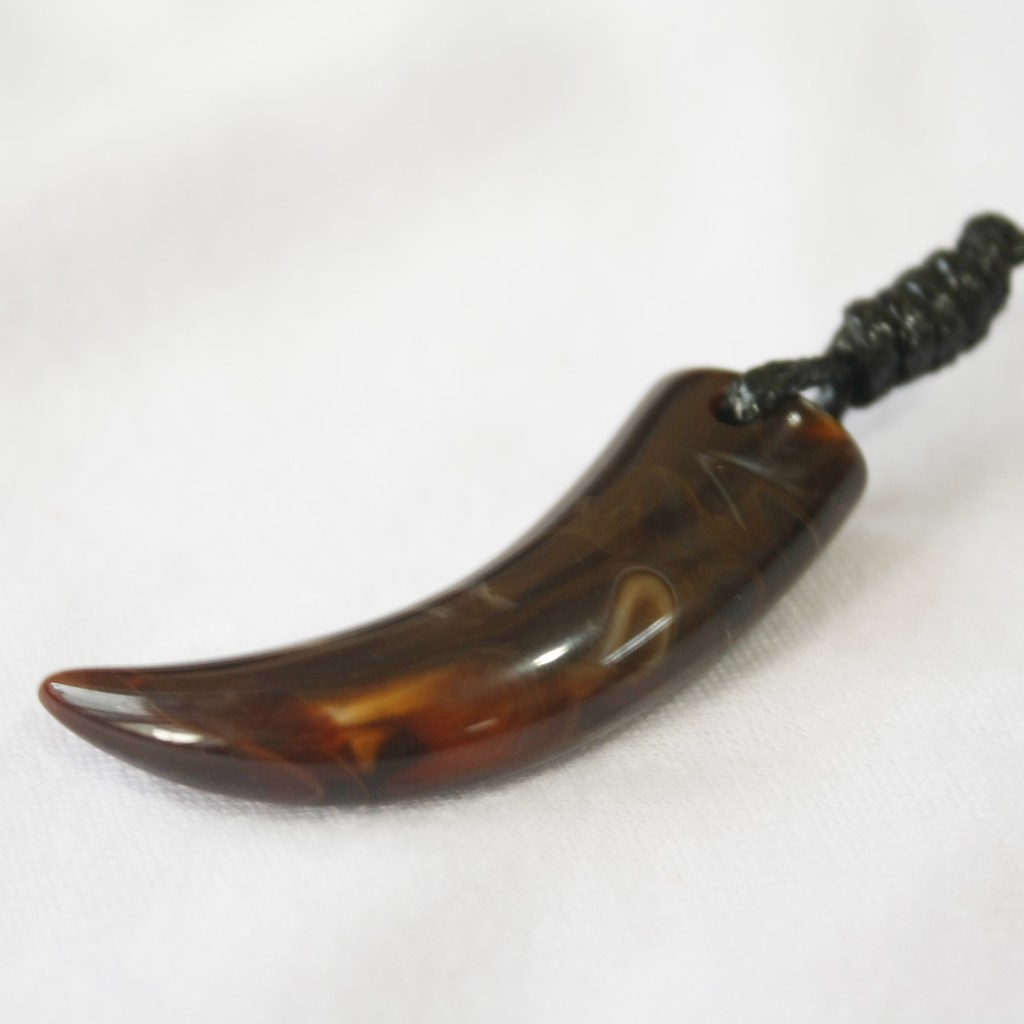 Kalung Tali Pria Liontin Cincin Titanium Kokka dan Taring Melamin Corak Keren Distro Korea Hitam