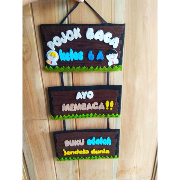 hiasan dinding dari kain flanel/ hiasan dinding kelas / hiasan dinding pojok baca / tugas sekolan