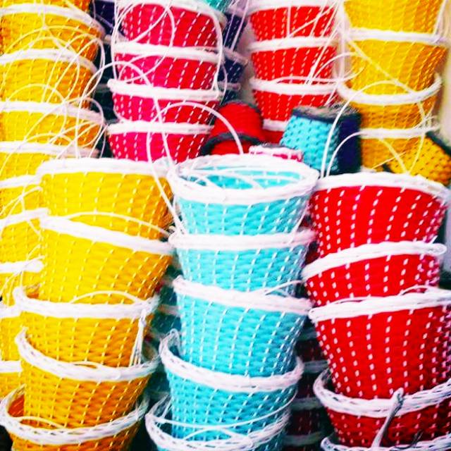 Pot anyaman rotan sintetis bunga shabby Shopee Indonesia Pot anyaman rotan sintetis bunga shabby Shopee Indonesia