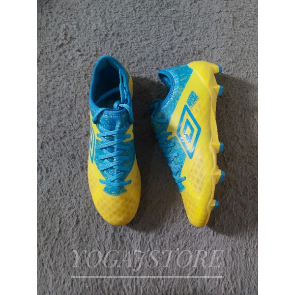 Umbro Velocita III Pro HG Size 44 / Sepatu Bola Second / Football Shoes / Umbro Indonesia / Sepatu B