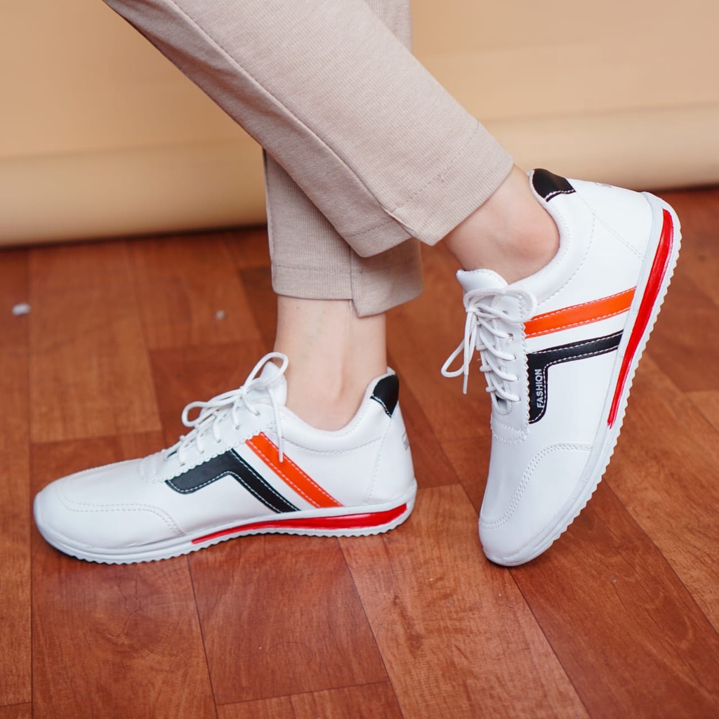 Tyara - Sepatu Wanita Sneakers