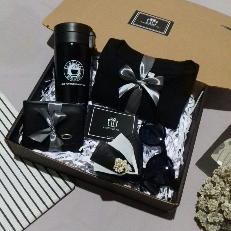 GIFT BOX COFFEE HITAM PUTIH HAMPERS COWOK BLACK SERIES KADO GREDUATION KADO WISUDA HADIAH ULANG TAHUN COWOK