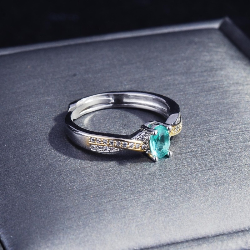 Cincin Batu Permata Zamrud Alami Dua Warna Model Terbuka Untuk Wanita