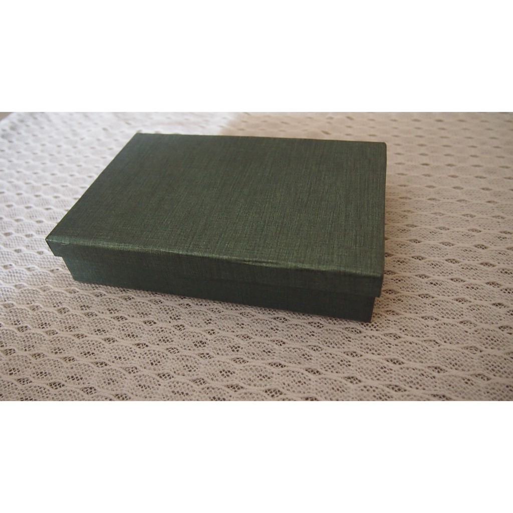 

Kotak Kado Persegi 04