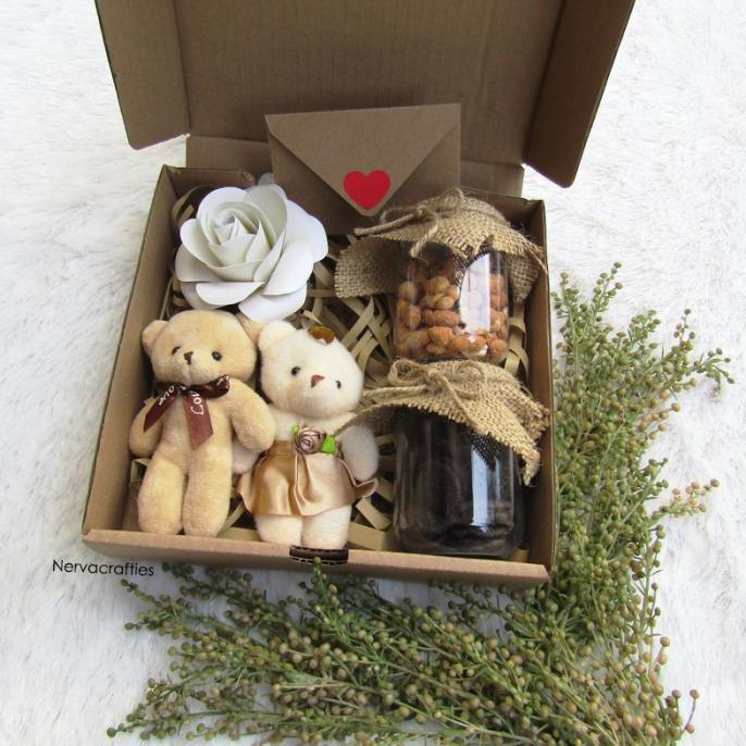 

Sale!!! Kado Hadiah Hampers Gift Box Wisuda Ultah Anniversary Sidang B.Couple - Paling Diminati