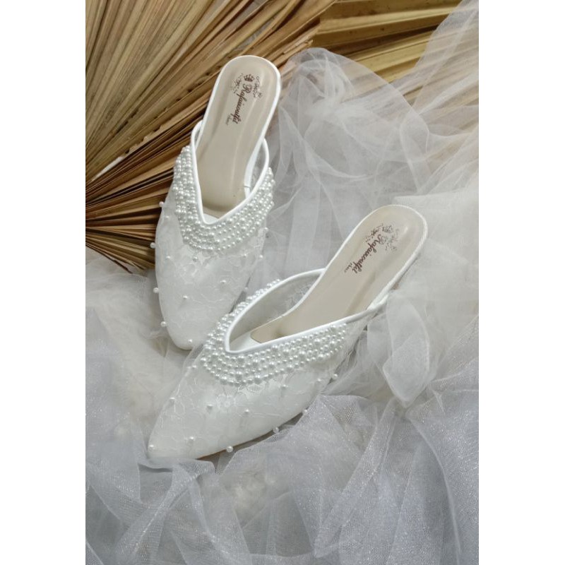 flatshoess Kathy putih nyaman dan cantik dikaki