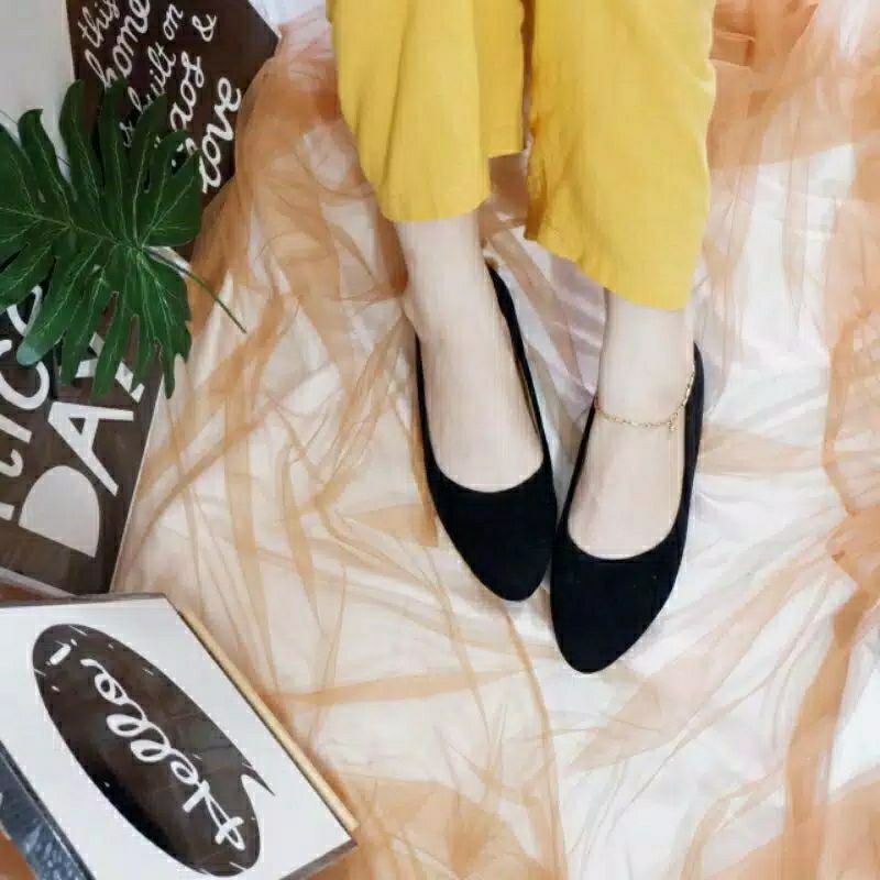 FlatShoes Suede Flat Shoes Wanita Sepatu Balet Hitam Polos FS03