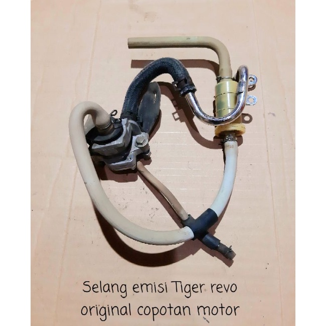 Selang Emisi Tiger Revo Original Part Motor