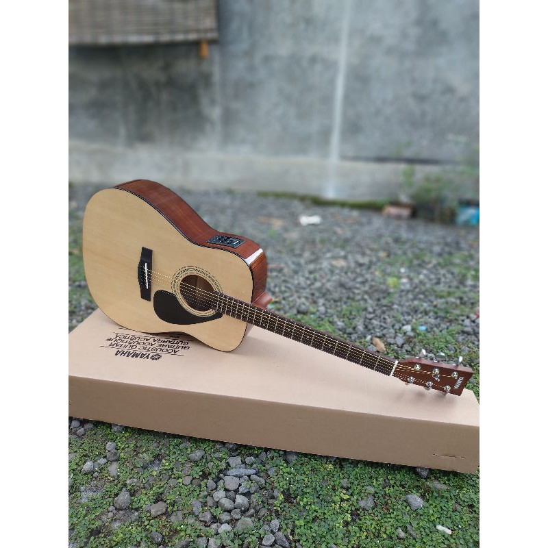 Gitar Yamaha F310 original akustik fishman presys