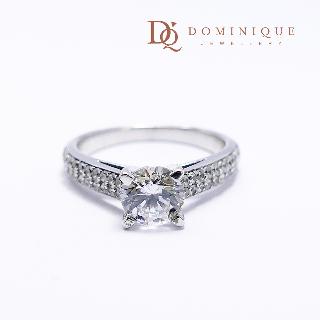 

Dominique Jewellery- Cincin Solitaire 75% SNI DQC 1677