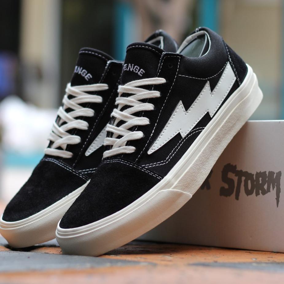 Langsung Beliii.. MIRROR QUALITY SEPATU REVENGE X STORM BLACK WHITE OLD SKOOL VANS PREMIUM BNIB CASU