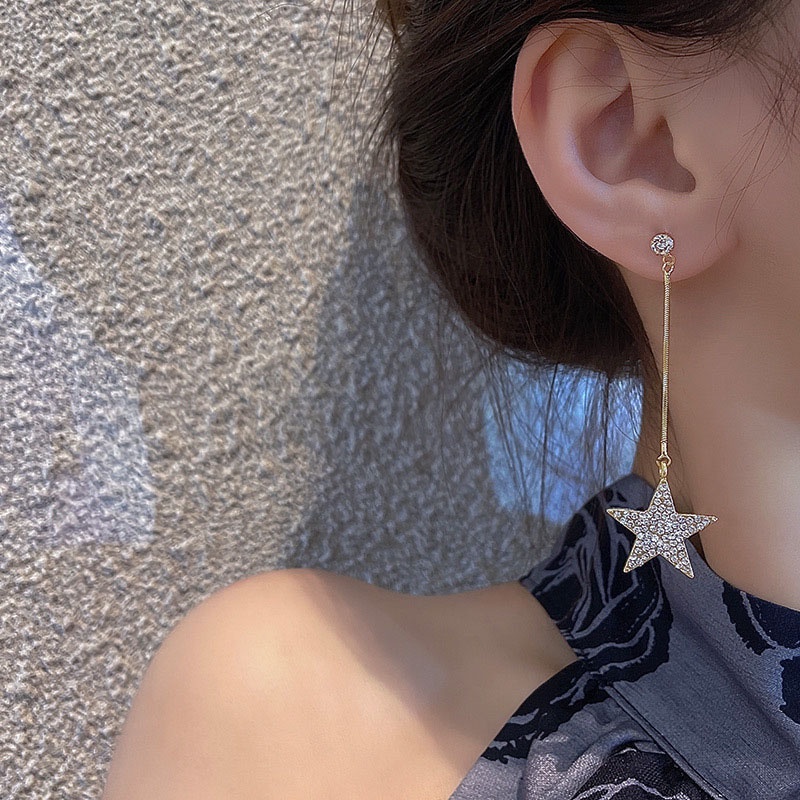 Anting Tusuk Gantung Panjang Asimetris Bahan Sterling silver 925 Desain Bintang Hias Zircon Untuk Wanita