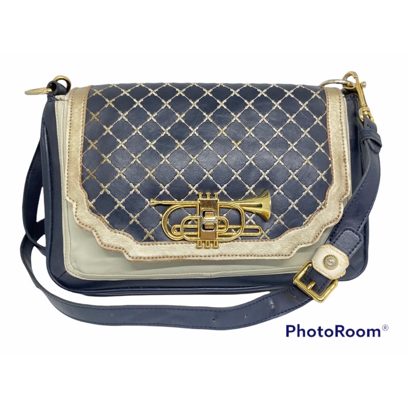 Preloved Lapalette Cupcake