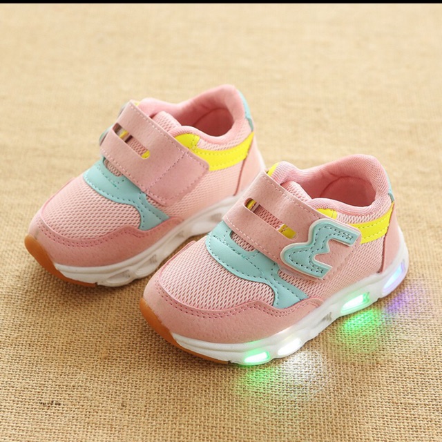 Sepatu Lampu LED anak perempuan Termurah