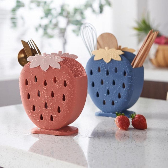 Tempat Sendok Garpu Bentuk Strawbery/Cuttlery Storage Strawbery Lucu