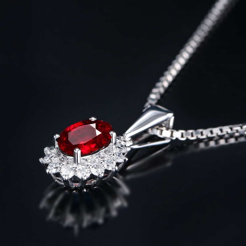 [Ready Stock]Fashion Inlaid Ruby Full Diamond Pendant Necklace