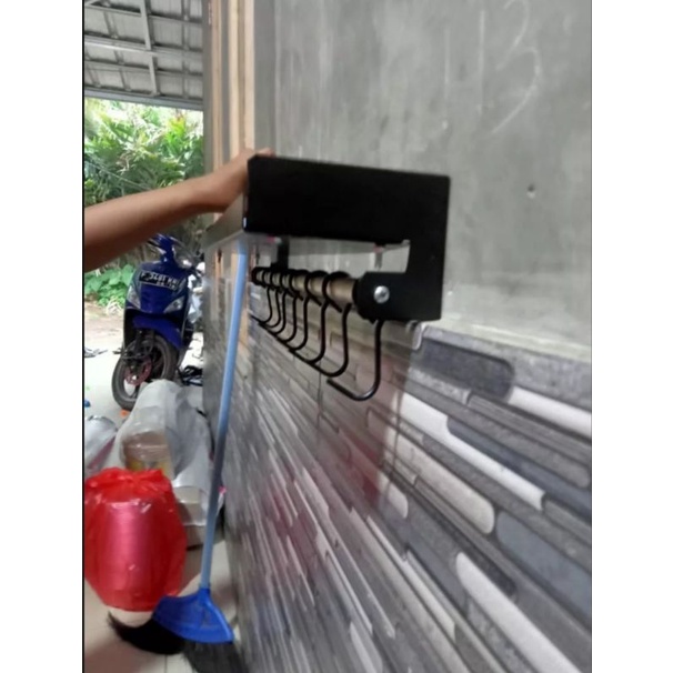 Rak Gantungan Bumbu Dapur Tempel Dinding Kuat Mudah Di Besrsihkan Cat Coating Anti Karat