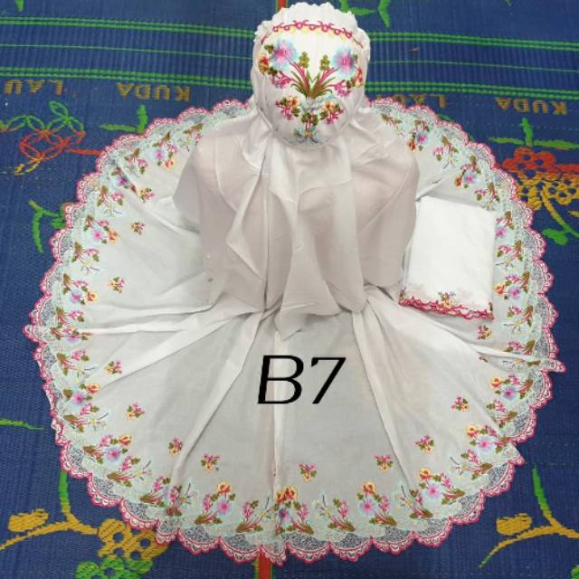 mukena katun paris kerancang