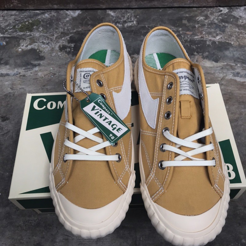 SEPATU COMPASS VINTAGE LOW MUSTARD 40