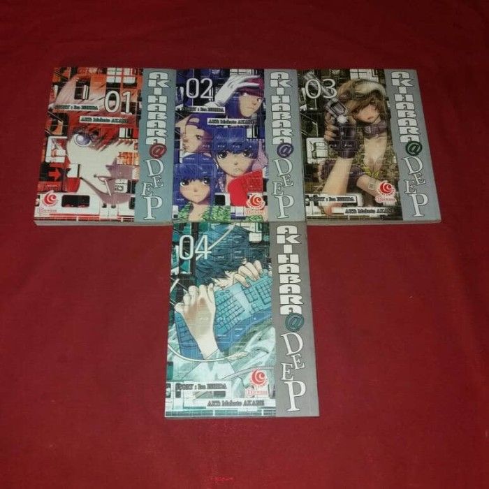 Komik Akihabara Deep 1-4