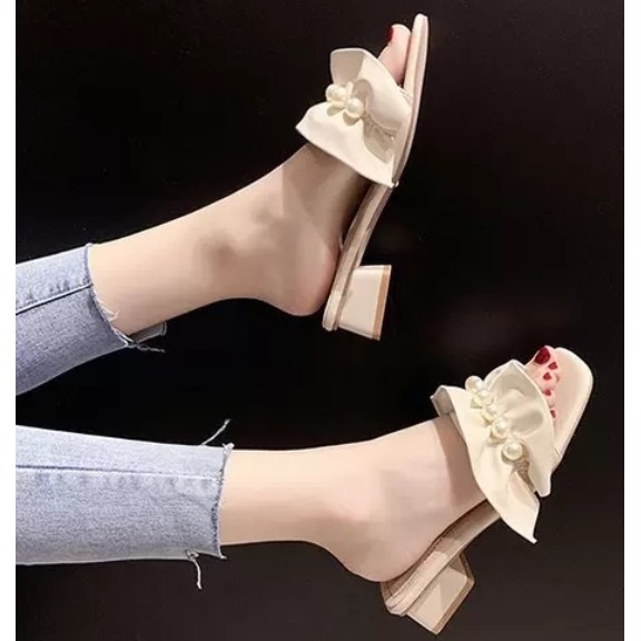 (SPECIAL SALE YEAR IMLEK) Sandal Slip MutiaraTumit Rendah 067560 Pearl Ruffles Sandal