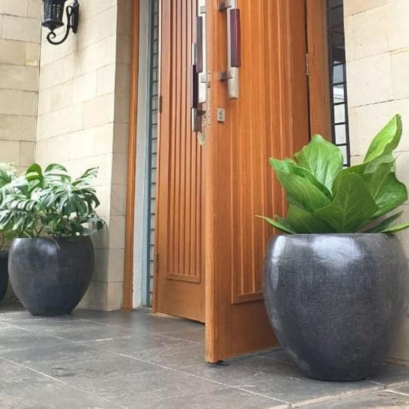 pot teraso glossy hitam