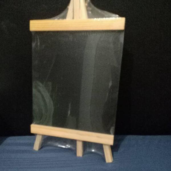 

WQA Σ Papan Tulis Hitam Mini Blackboard Papan Gambar Anak Papan Tulis Kayu Standing Tripod Wood Ease