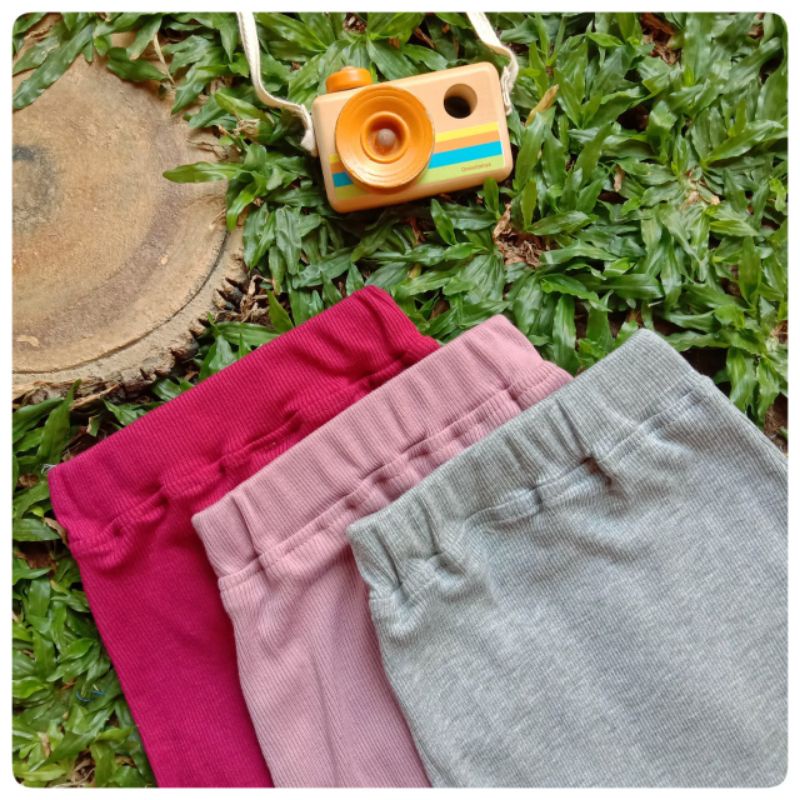 ROK SPAN ANAK PEREMPUAN BAHAN RIB