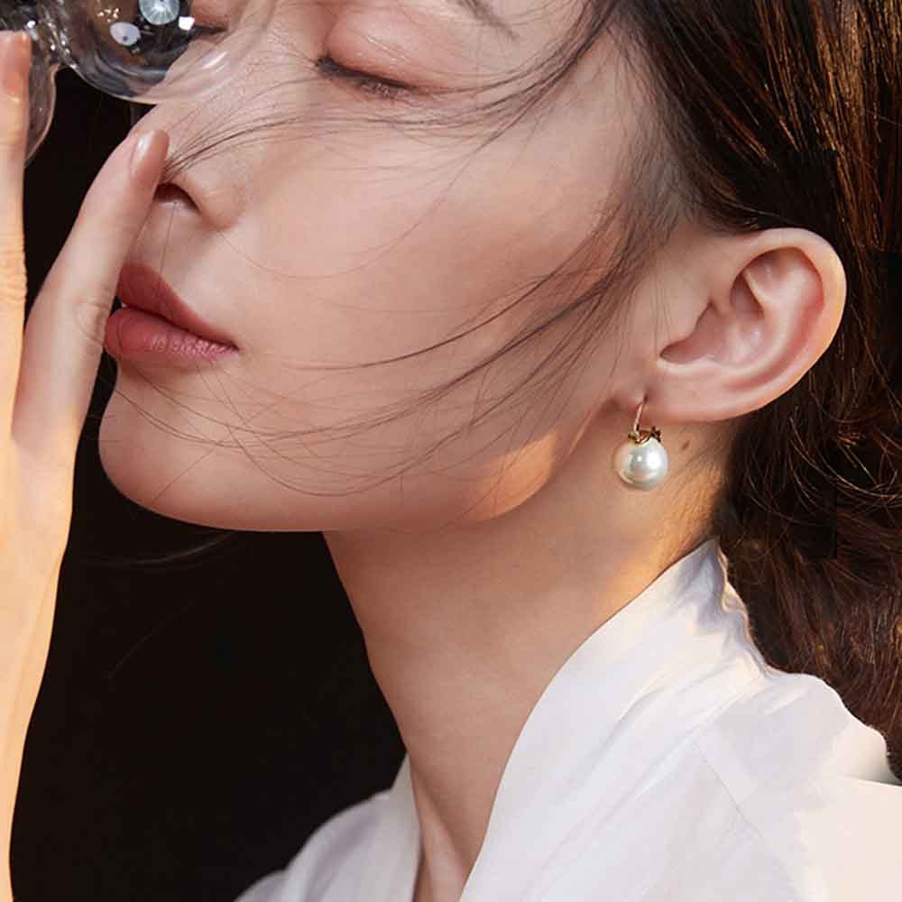 Anting Stud Desain Bola Mutiara Gaya Retro Untuk Aksesoris