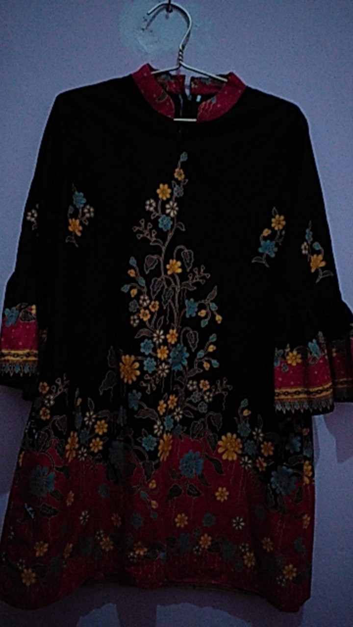 Tunik Batik Motif Seruni
