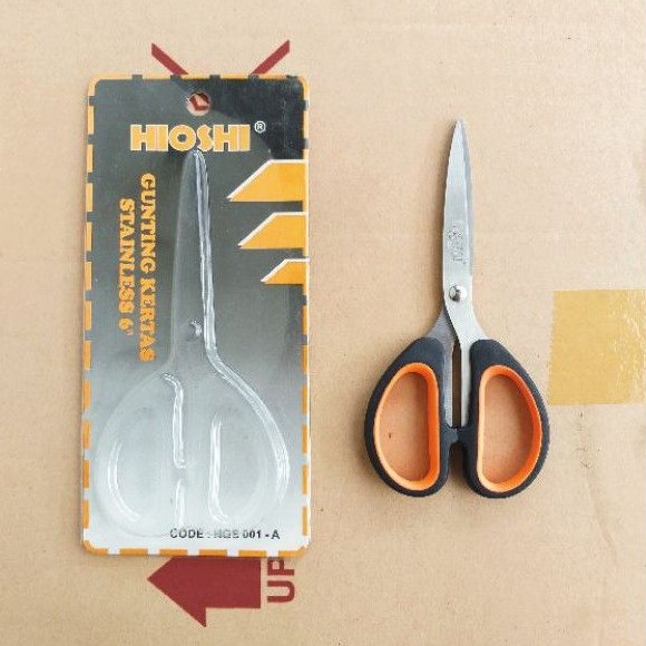 

Gunting Serbaguna Stainless 6” Hioshi Potong Kertas Plastik Kardus Kain Kulit Tajam