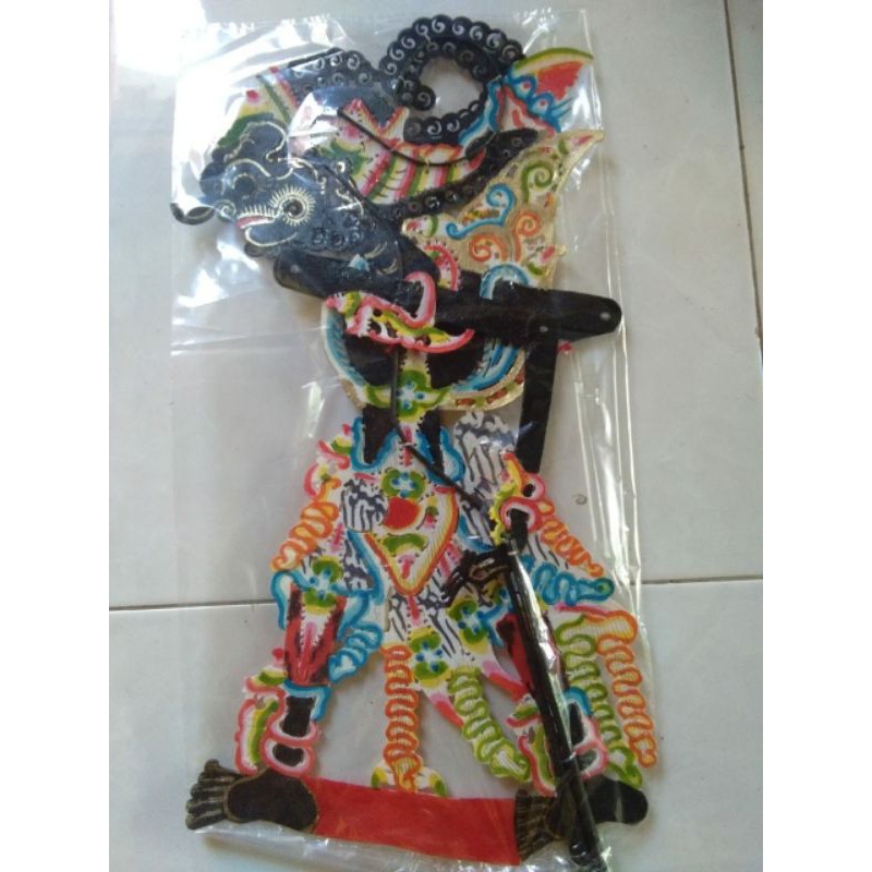 WAYANG KULIT ASLI GATOTKACA