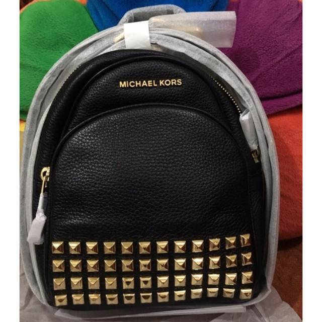 michael kors abbey black backpack