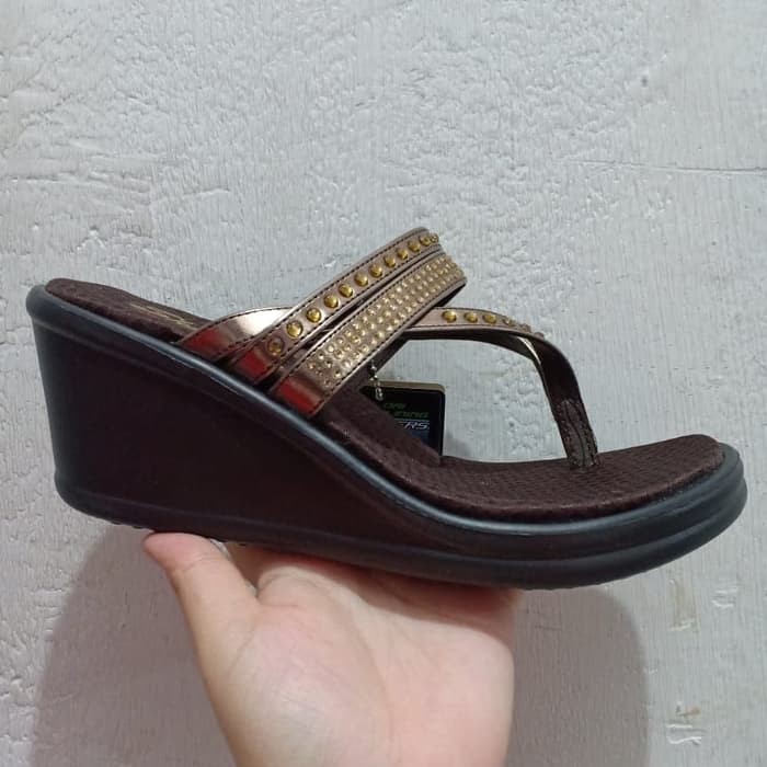 Terbaru... Sandal Wedges Skechers Bronze Sandal Wanita Skechers 100% ORIGINAL