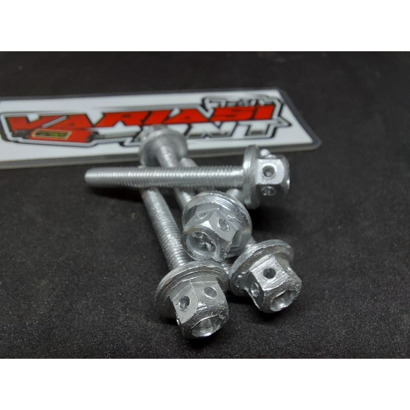 1pcs Baut Variasi, Baut 8, Panjang 4cm. Mur 8 Masuk.. Aluminium