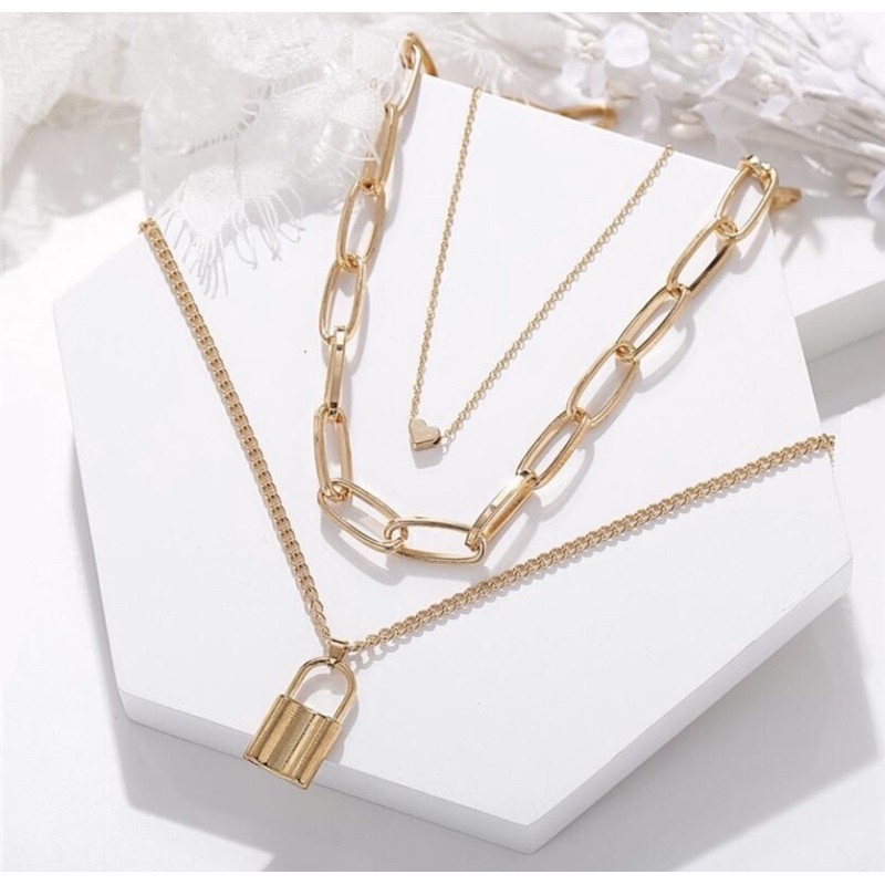 kalung dengan 3 layer berbentuj hati, rantai dan gembok style wanita korea